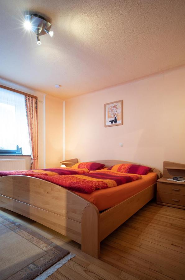 Ferienhaus Schaumbergblick Losheim am See Bagian luar foto